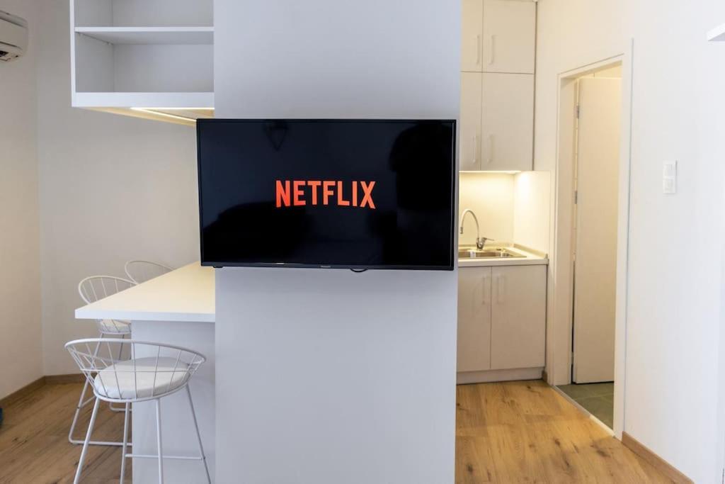 Cozy Studio In The Heart Of City コモティニ エクステリア 写真